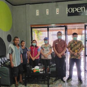 Program Skrining dan Intervensi Lapangan (SIL) di Kelurahan Parapat Kec. Girsang Sipangan Bolon Program Skrining dan Intervensi Lapangan (SIL) di Kelurahan Parapat Kec. Girsang Sipangan Bolon